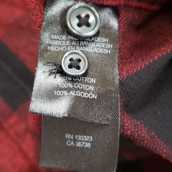 Kenneth Cole Shirt Mens Size Large Flannel Black Red Buffalo Plaid - Picture 8 of 8